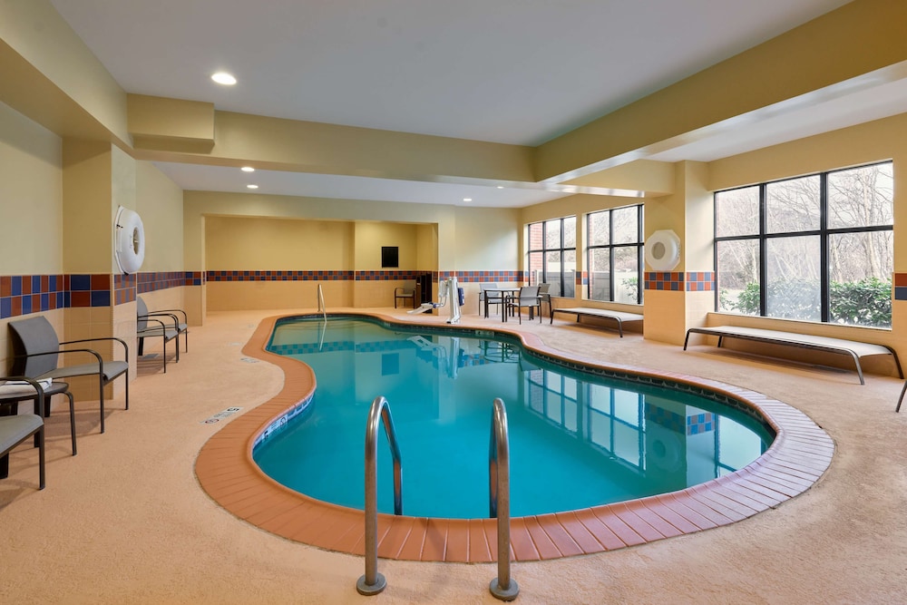 hampton inn and suites providence smithfield