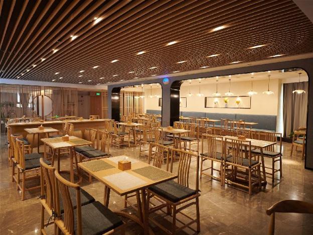 starway hotel jiaozuo spring city international trade plaza