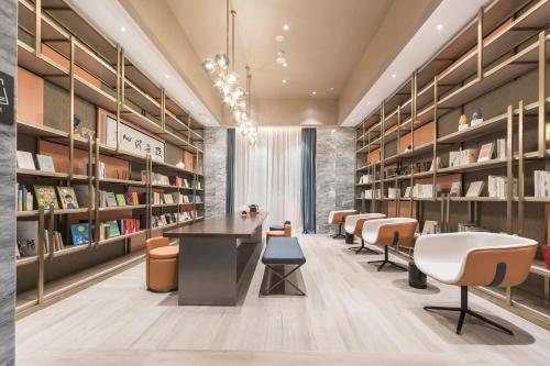 atour hotel ma anshan east station