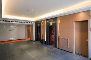 borrman hotel zhonghsan guzheng huayi plaza light rail station