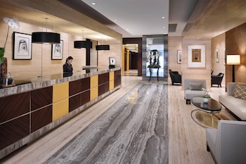 dubai marriott harbour hotel and suites
