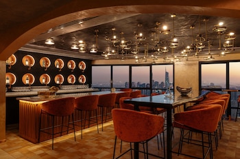 dubai marriott harbour hotel and suites