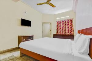 Capital O Honey Hotel,India>>Raipur,3 star