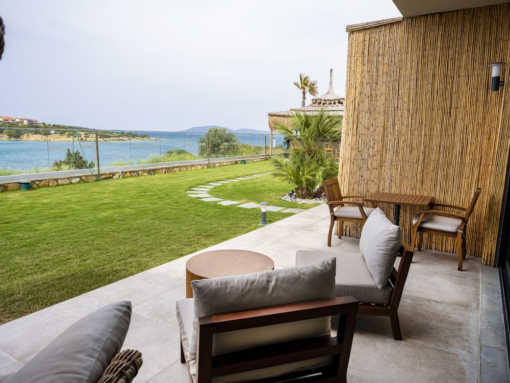 sarezya hotel