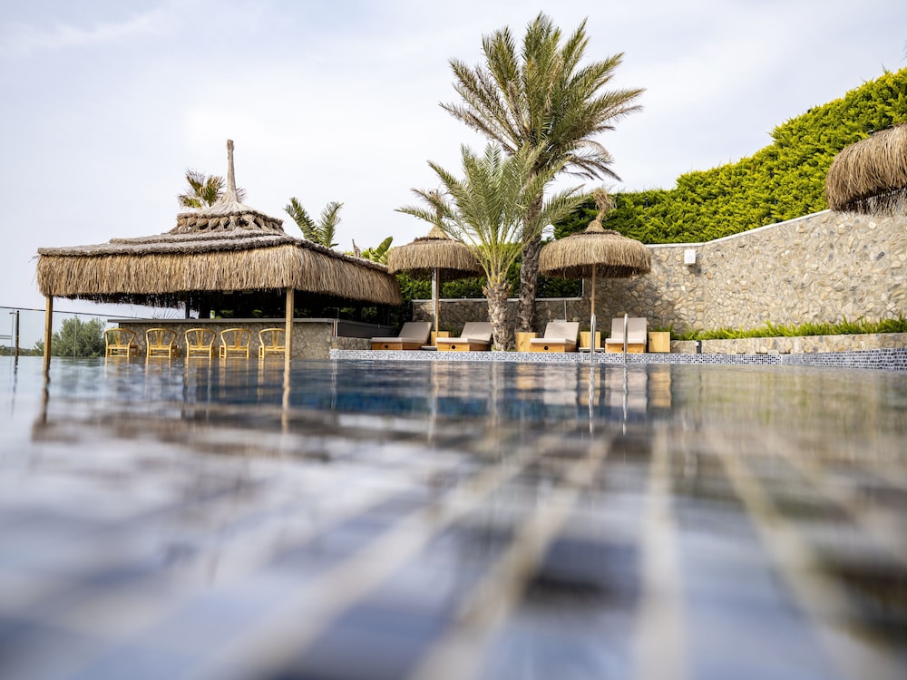 sarezya hotel