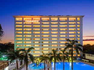 vienna international hotel baoting center
