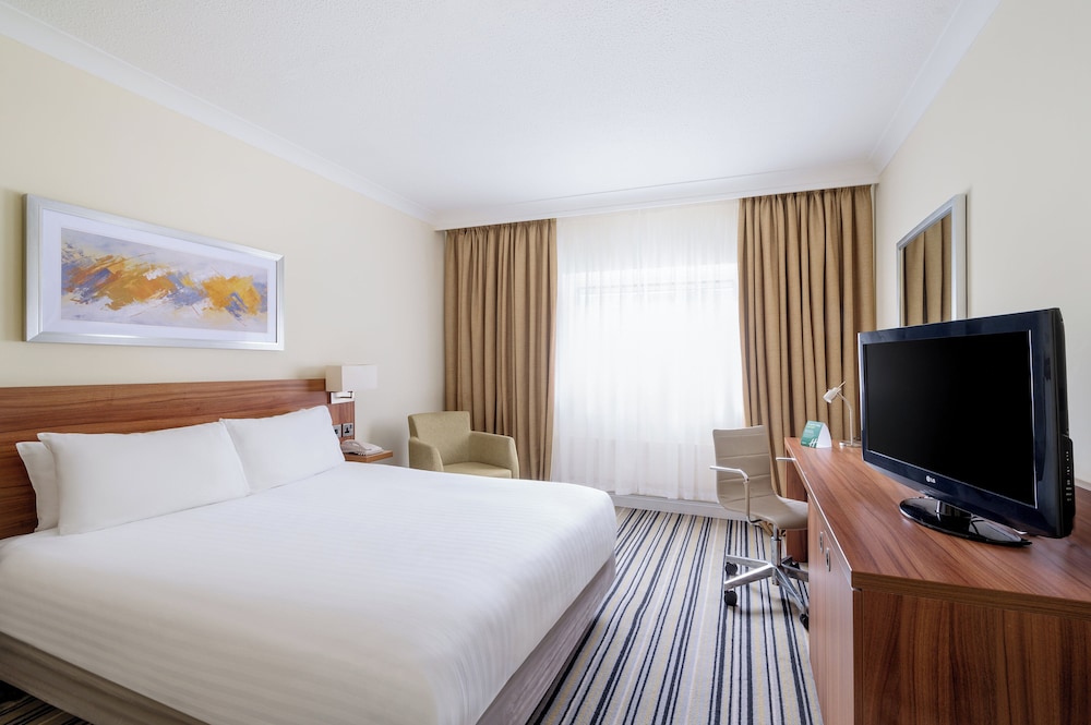 holiday inn leeds wakefield m1 jct 40 by ihg