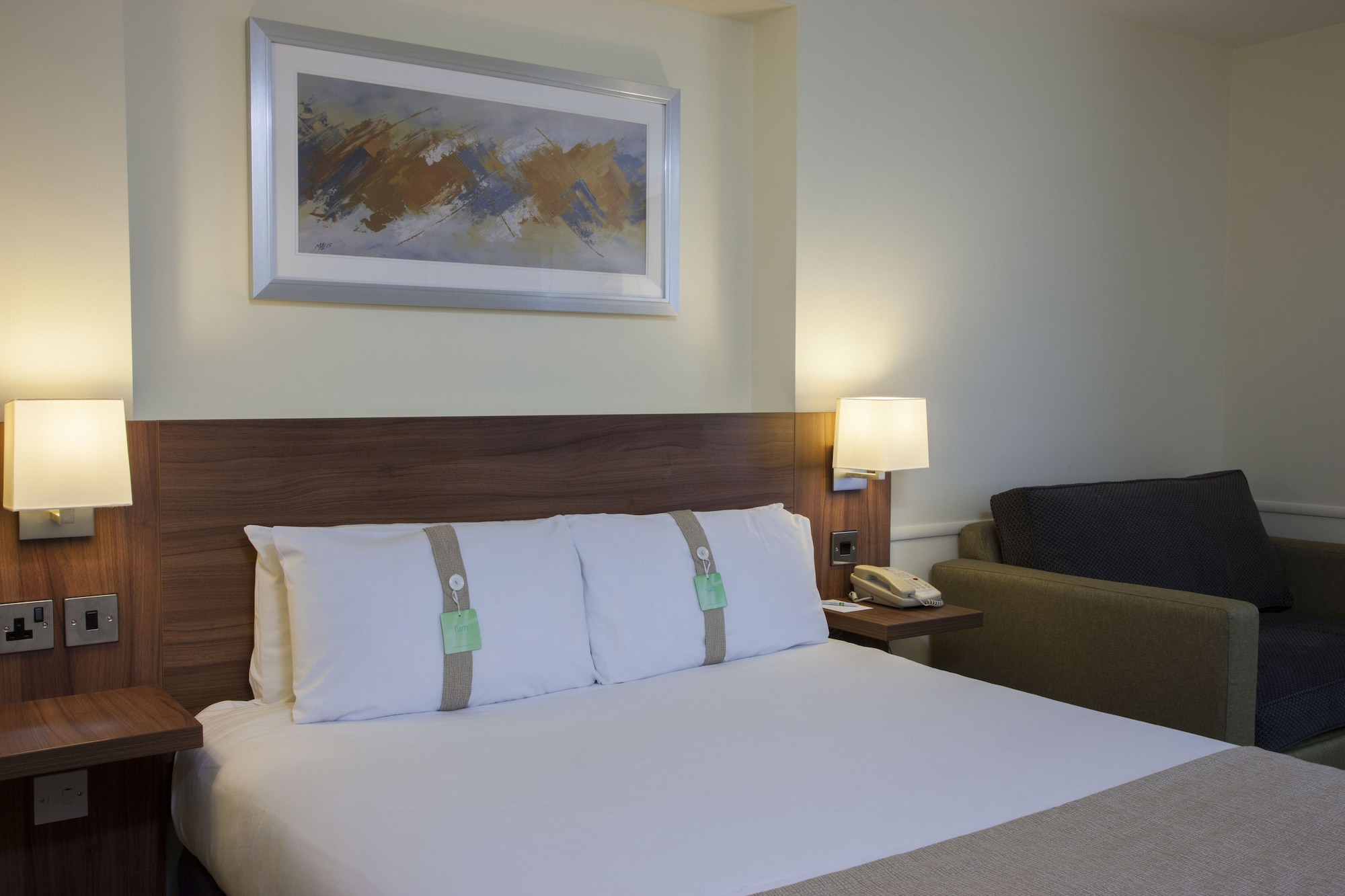 holiday inn leeds wakefield m1 jct 40 by ihg