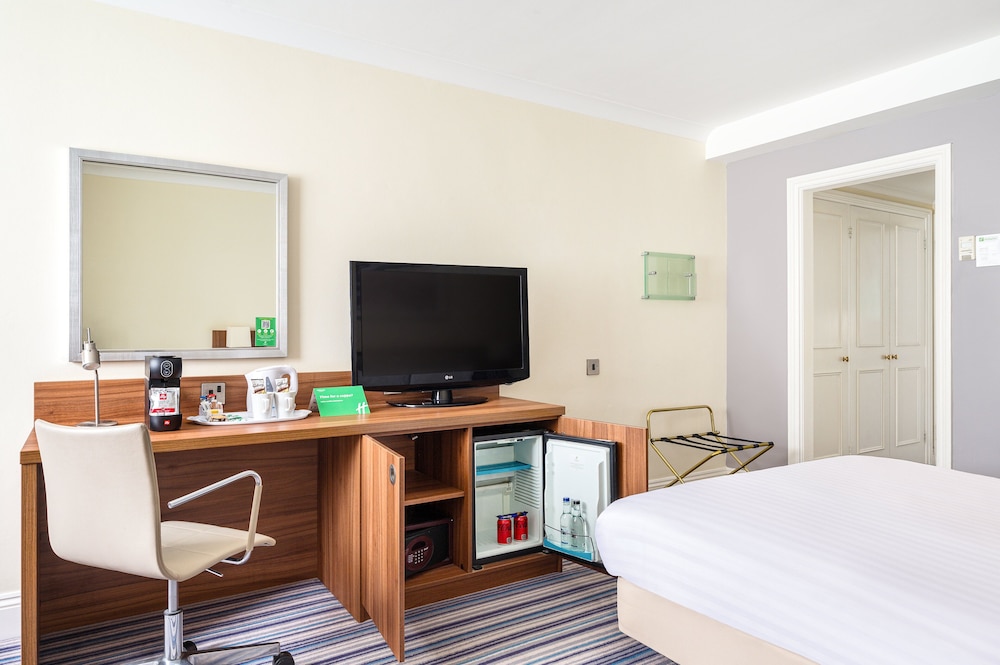 holiday inn leeds wakefield m1 jct 40 by ihg
