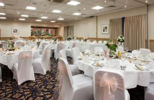 holiday inn leeds wakefield m1 jct 40 by ihg