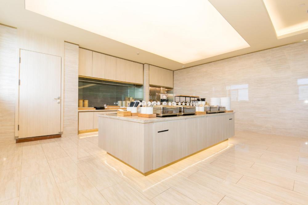 ji hotel urumqi beijing bei road