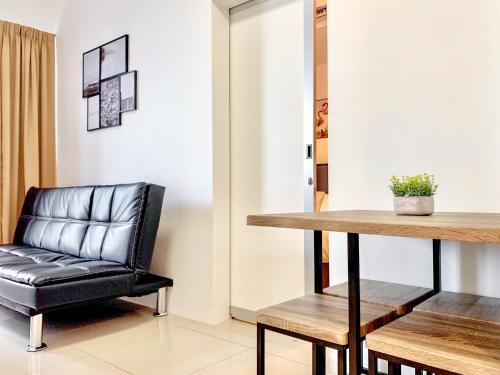 georgetown cozy 2r2b for friendmily tropicana 218