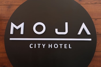 moja city hotel