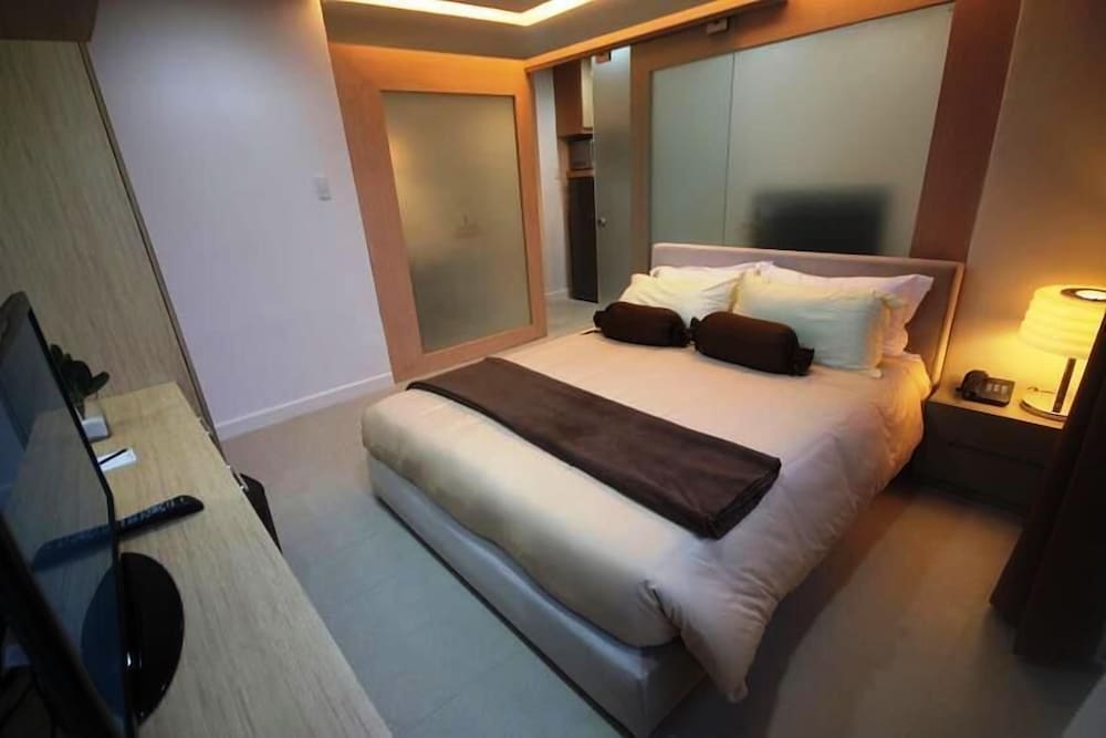 bsa twin towers ortigas