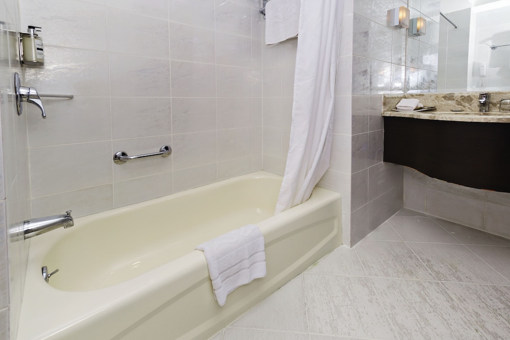 city garden hotel makati