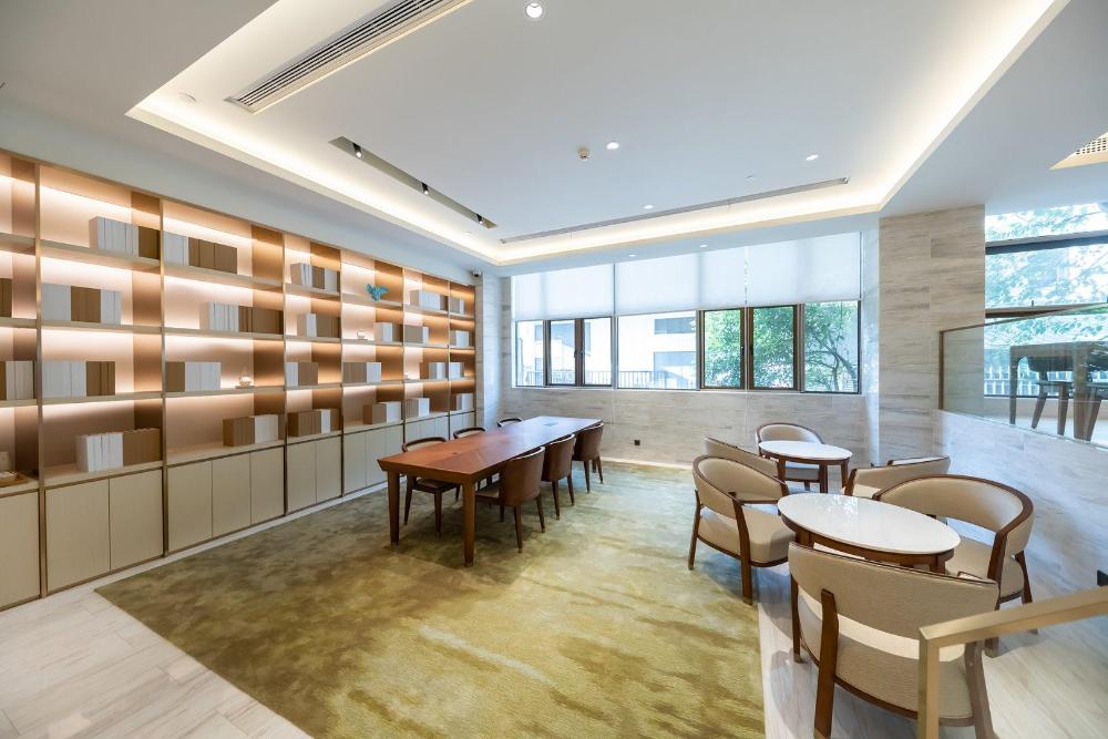 ji hotel shanghai ningguo road station