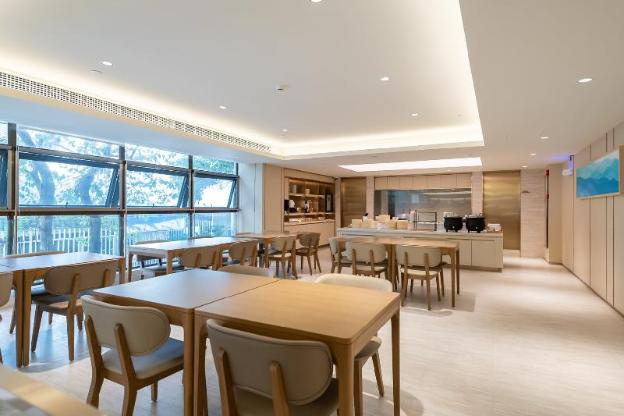 ji hotel shanghai ningguo road station