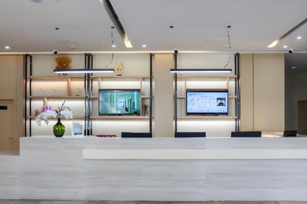 city comfort inn wuhan optics valley technology exhibition center