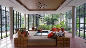 rain cha am pool view by obbset