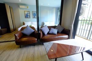 rain cha am pool view by obbset