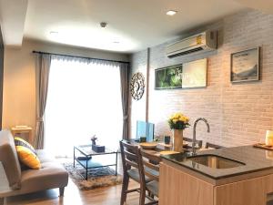 rain cha am pool view by obbset