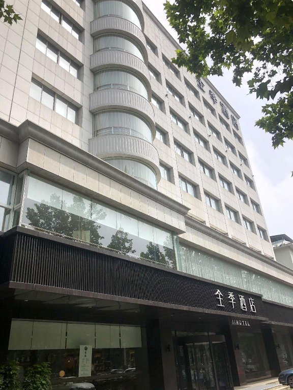 ji hotel bozhou railway station