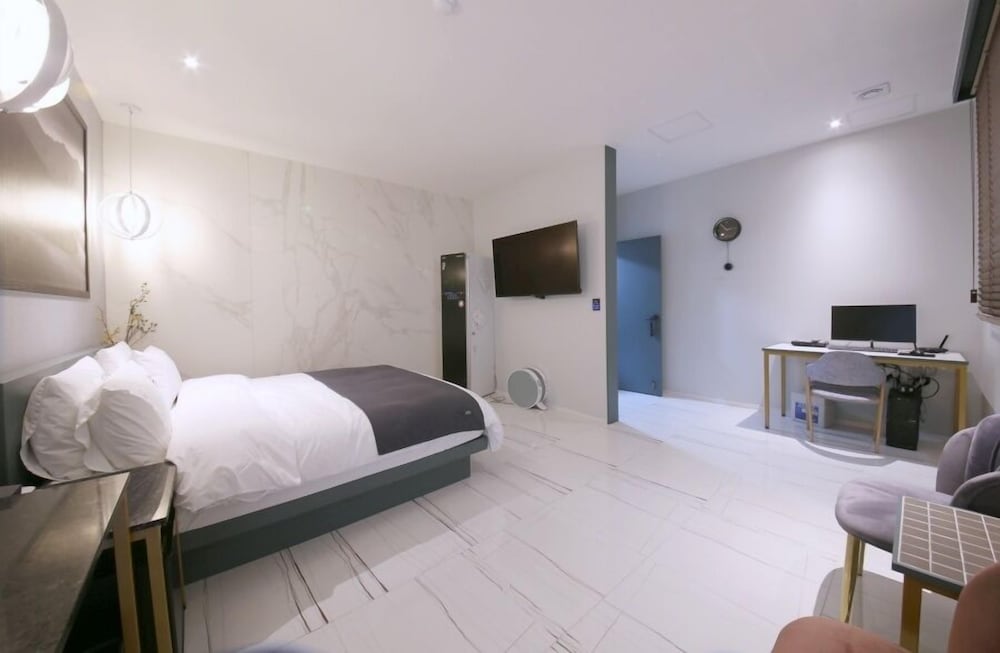 stay inn hotel