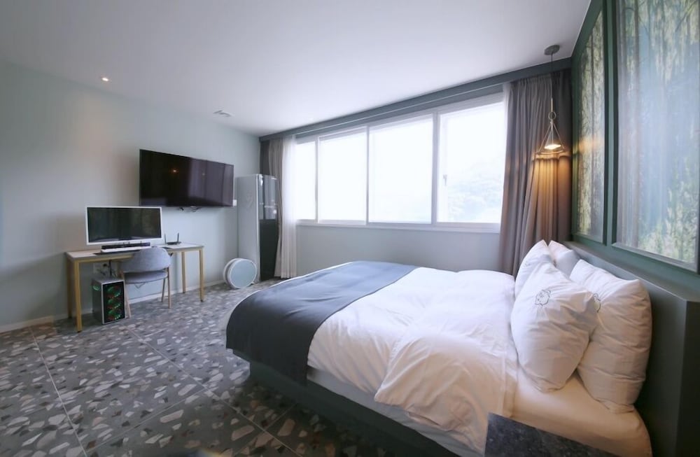 stay inn hotel