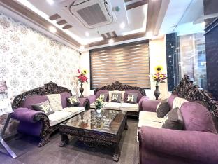 hotel royal inn igi