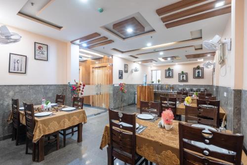 hotel royal inn igi
