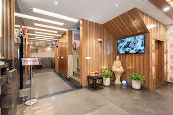 hotel royal inn igi