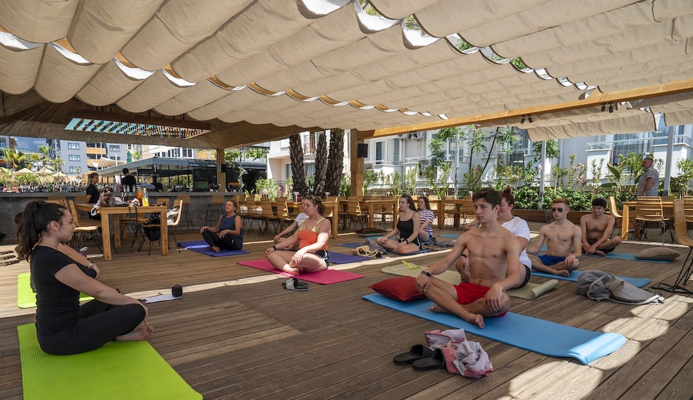 cooks club alanya adult only