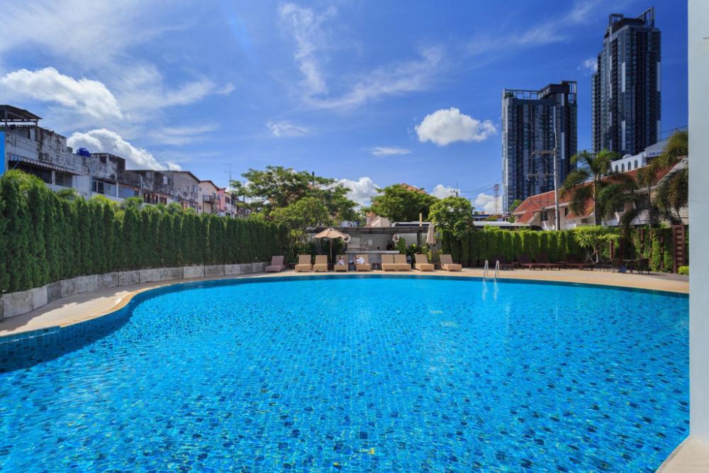 the pattaya discovery beach hotel pattaya