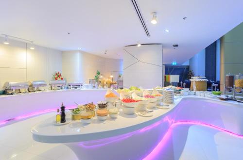 the pattaya discovery beach hotel pattaya