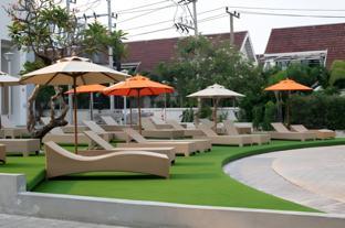 the pattaya discovery beach hotel pattaya