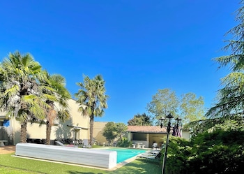 les trois cedres