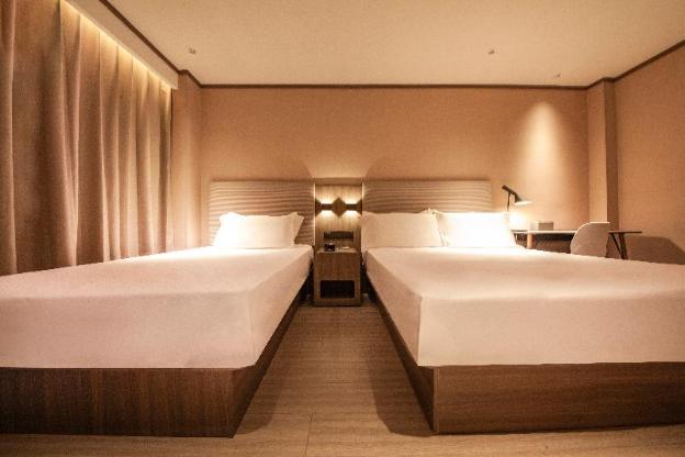 hanting hotel shenyang medical college metro station