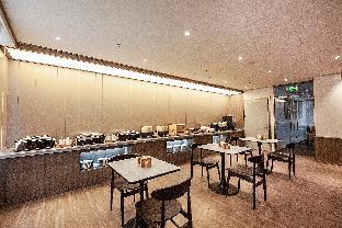 hanting hotel shenyang medical college metro station