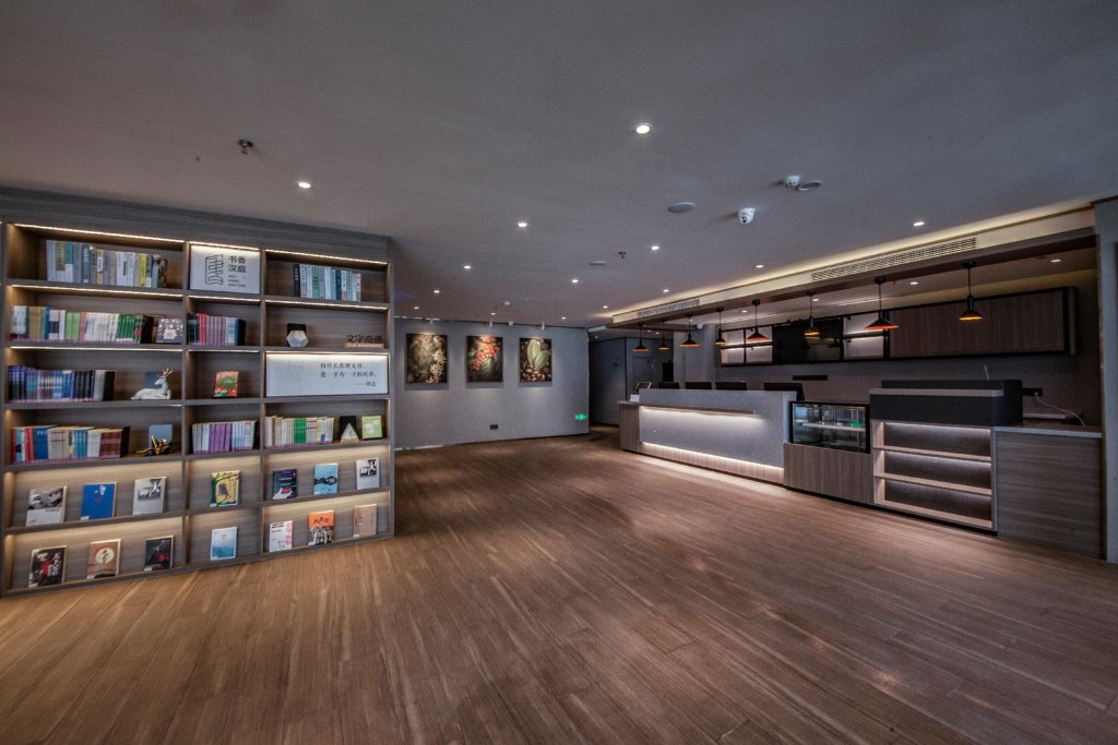 hanting hotel shenyang medical college metro station