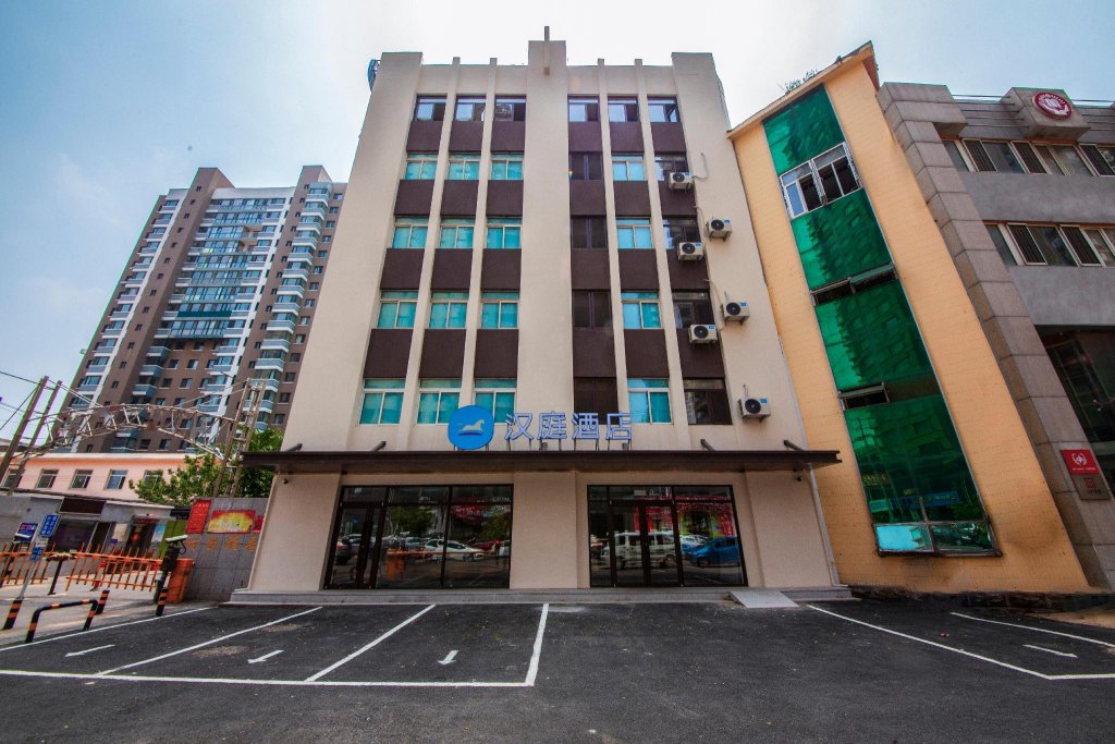 hanting hotel shenyang medical college metro station