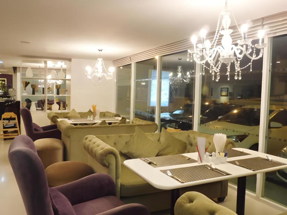 nova park hotel pattaya