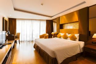 nova park hotel pattaya