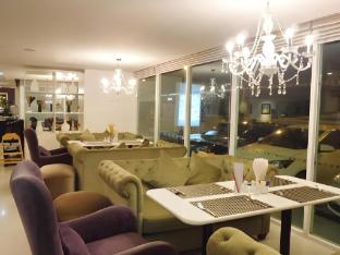 nova park hotel pattaya
