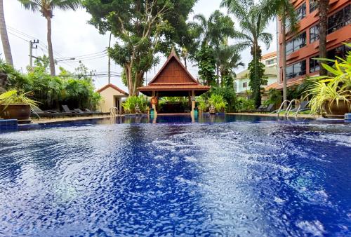 nova park hotel pattaya