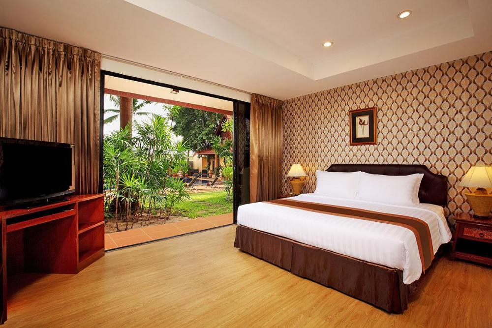 nova park hotel pattaya