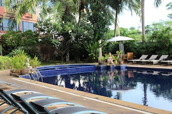 nova park hotel pattaya