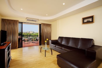 nova park hotel pattaya