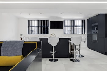 wellington suites by sasco apartments