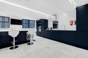 wellington suites by sasco apartments