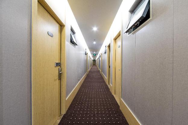 hi inn shanghai bund east yanan road